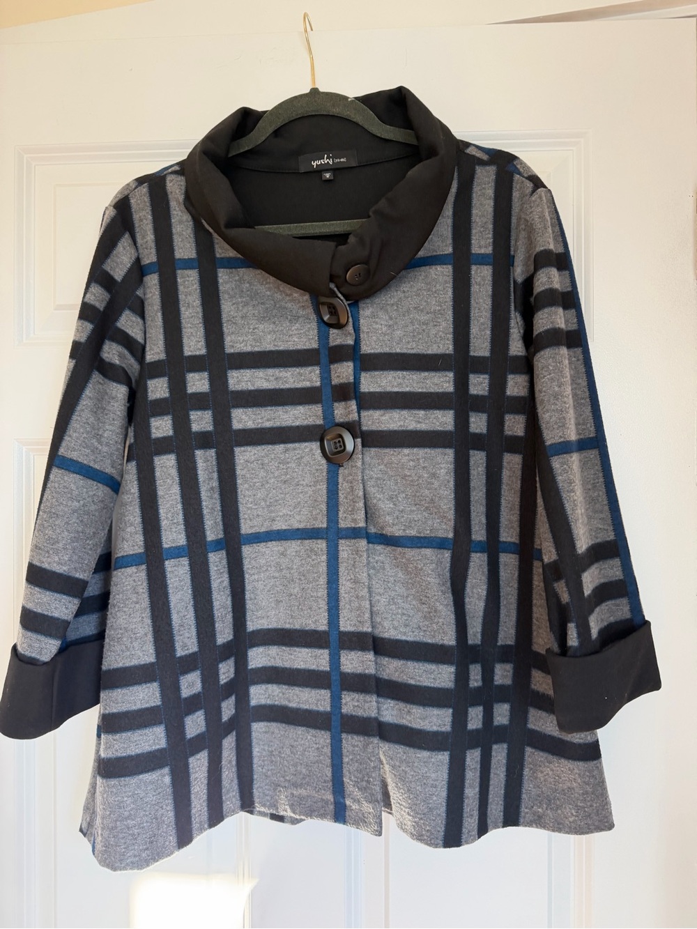 Yushi made in USA  Gray Plaid Blazer with Blue Accents small